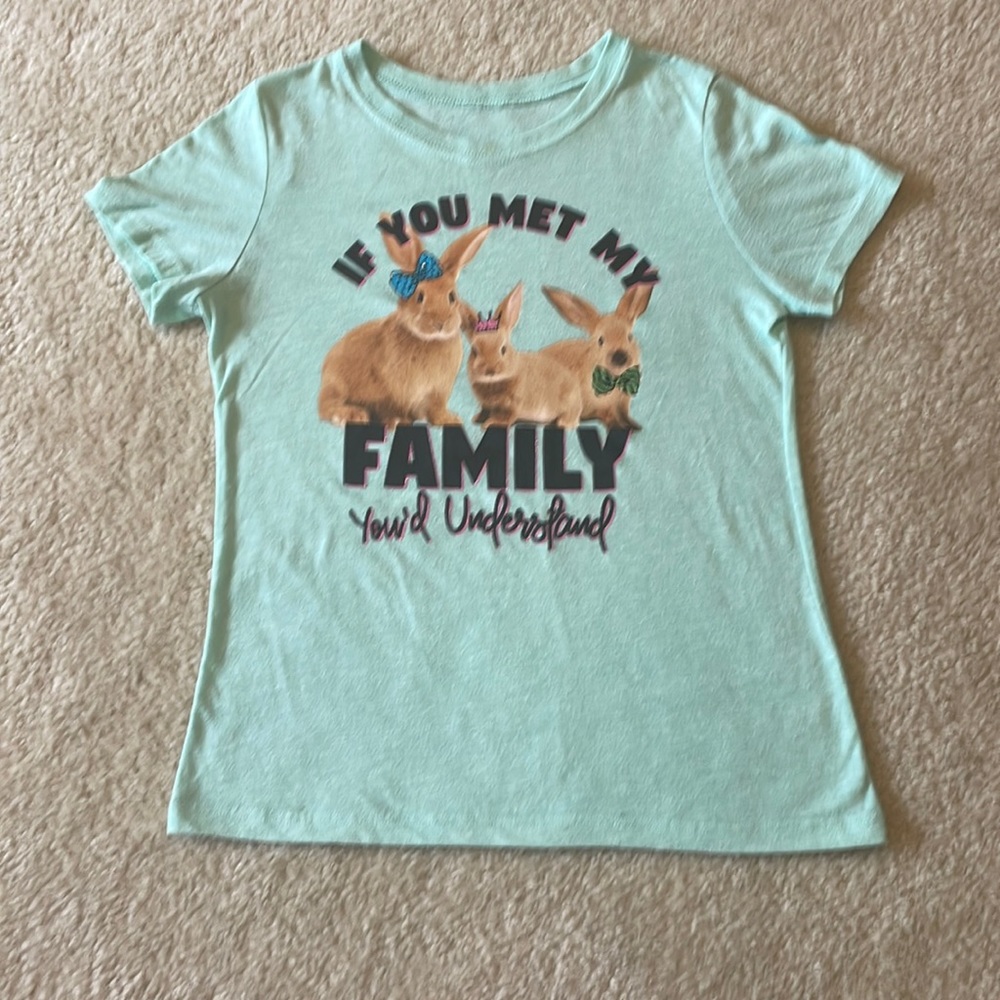 “If you met my family you’d understand” Bunnies Funny Family T-shirt
